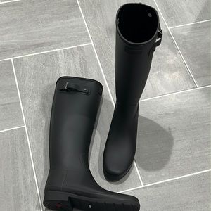 hunter rain boots size 9